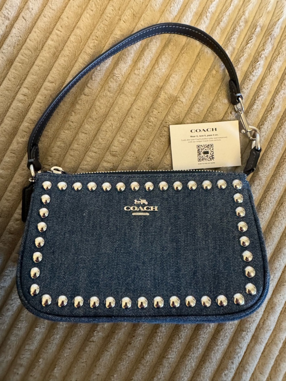 Brand New Limited Edition Coach Nolita 19 with Rivets Wristlet - Picture 4 of 4